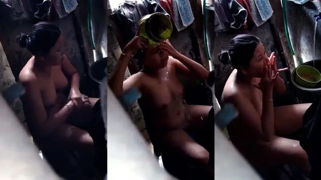 Bokep Indo Intip Gadis Desa Mandi