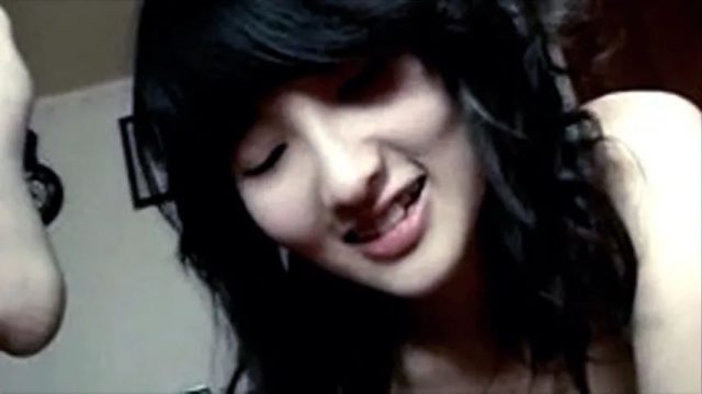 Crot kaka nya manggil